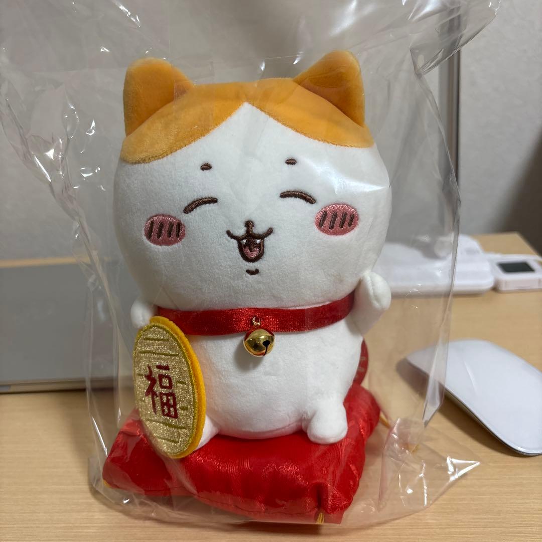 ちいかわ 招福！ハチワレ ぬいぐるみ S - メルカリ