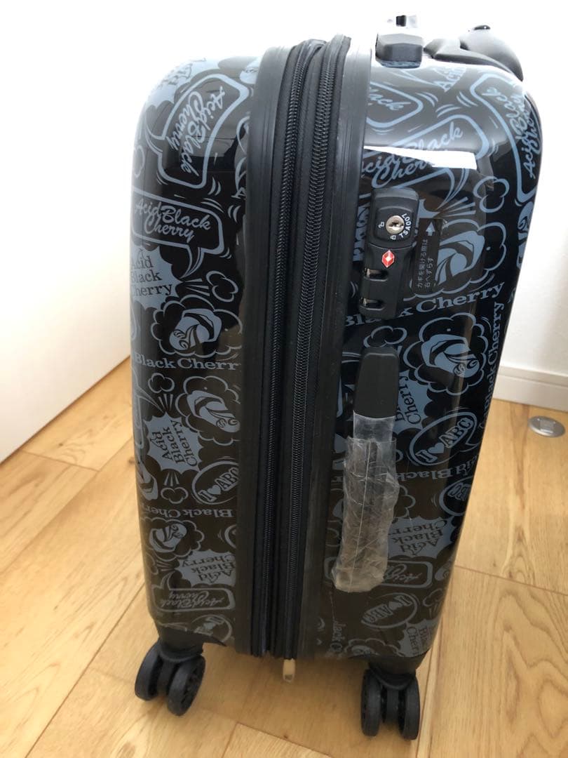☆NANA様専用 Acid Black Cherry キャリーケース - メルカリ