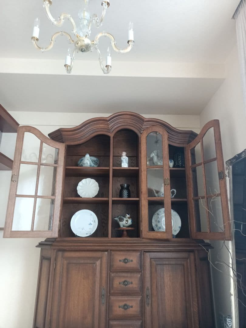 高級オランダ製　クラシック　アンティーク　木製グランドキャビネット　カップボード