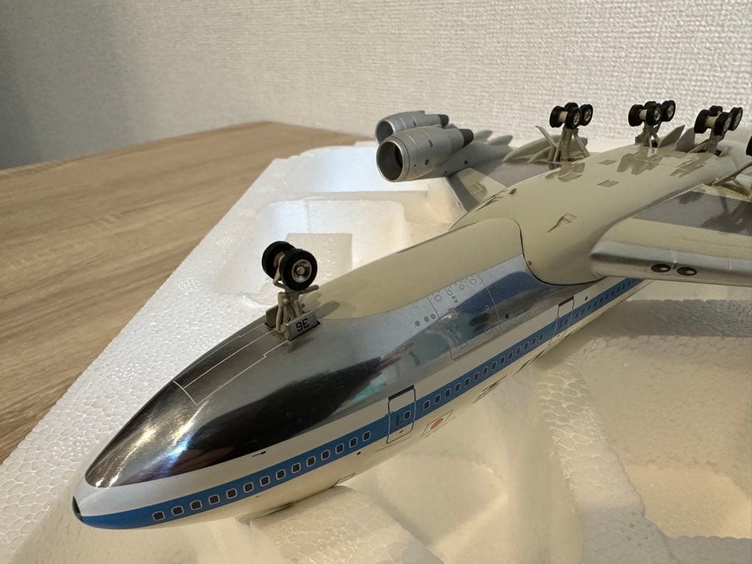 ANA B747SR-100全日空 BBOX 1/200 JA8136 - メルカリ