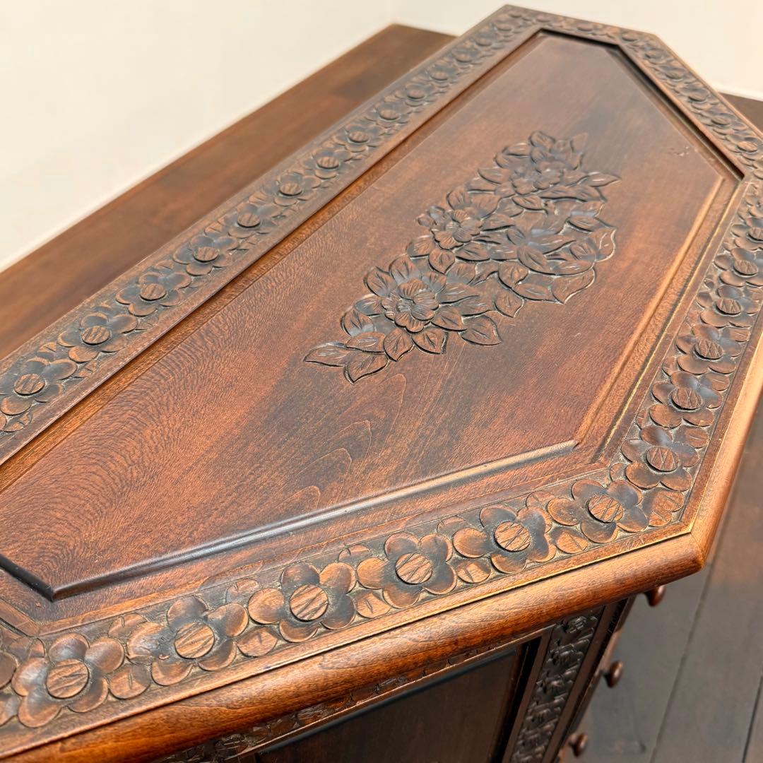 H21K31 アジアン家具 彫刻 キャビネット