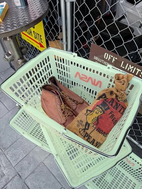 蓄光 × NASA。ずるいショッピングバスケット。 アメリカ業務用 暗闇で光る！