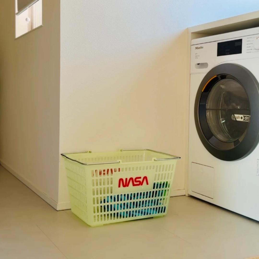 蓄光 × NASA。ずるいショッピングバスケット。 アメリカ業務用 暗闇で光る！