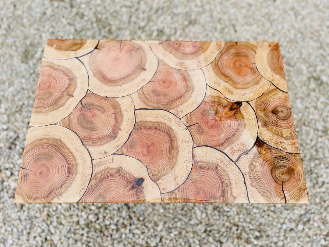 杉とヒノキのサイドテーブル／レジン仕上げ(表面) ローテーブル