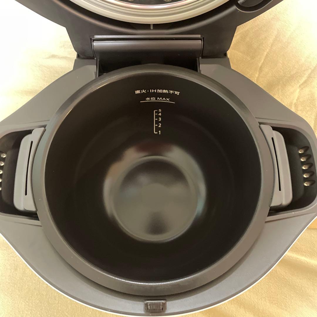 美品　ホットクック KN-HW24G-W 2.4L ヘルシオ　ホワイト　白