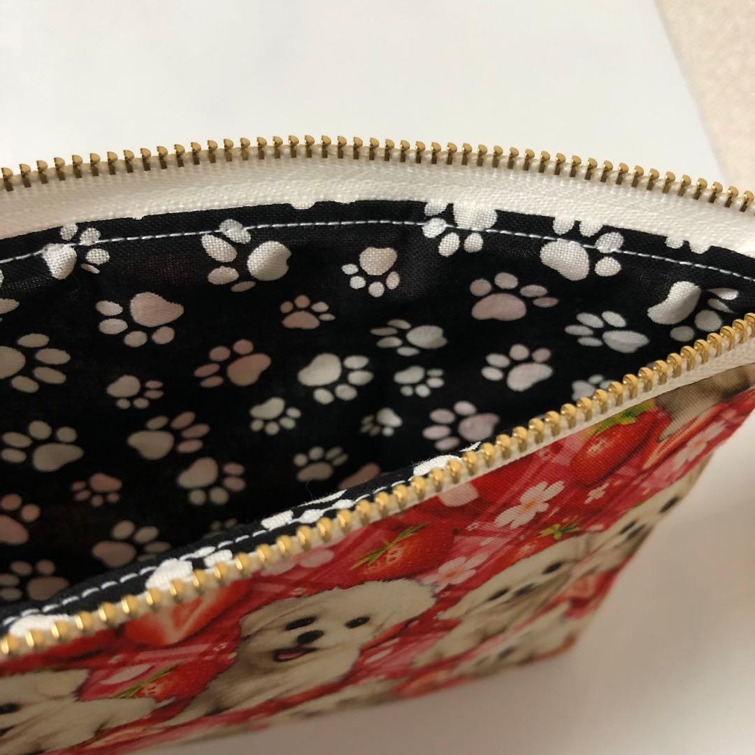 マルチーズ　フラットポーチ　 20センチファスナー