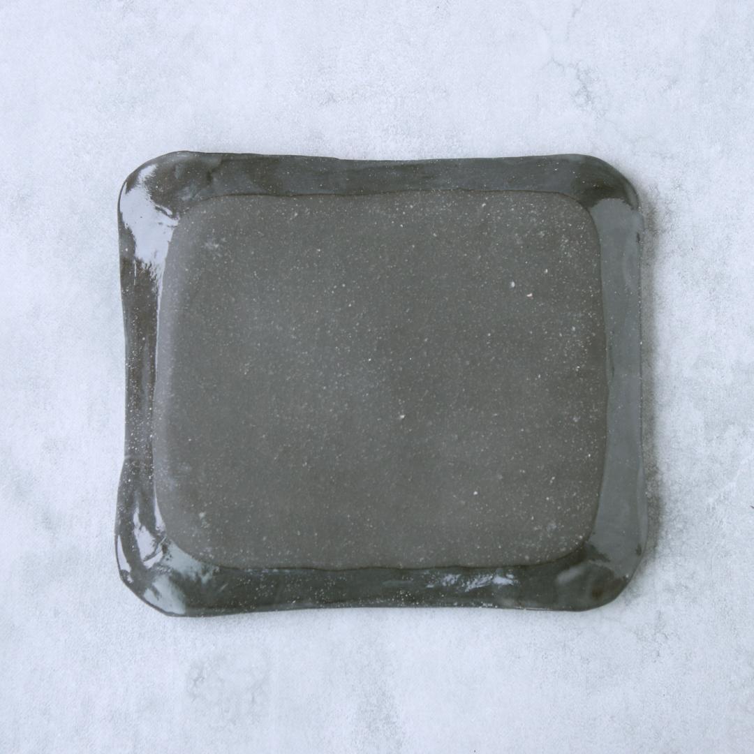 色絵四角皿・抽象