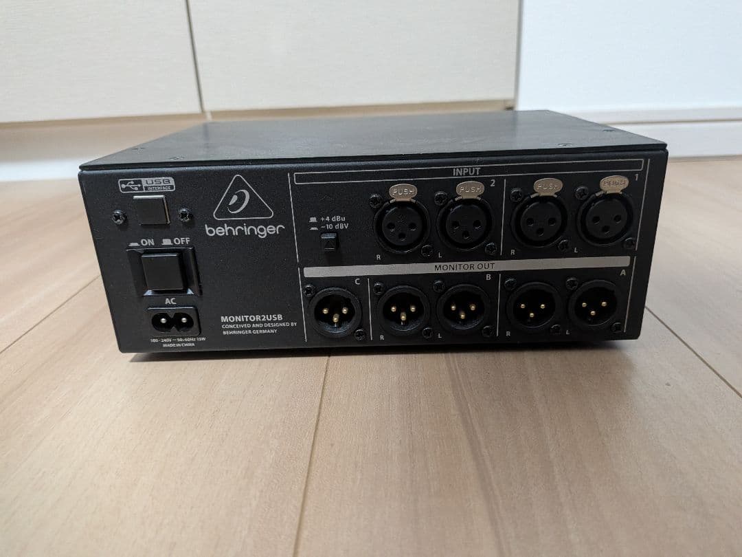 BEHRINGER MONITOR2USB(オヤイデ製電源ケーブル付き)