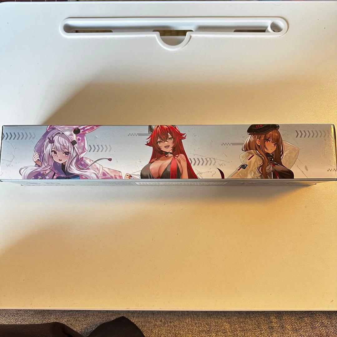 勝利の女神：NIKKE ラバーマット アーバン・レイニーディ GiGO限定