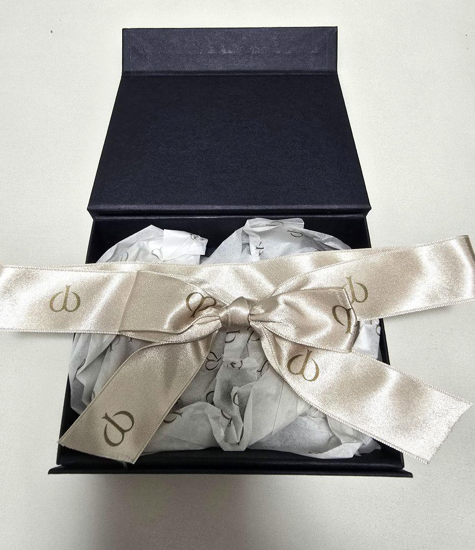 新品★匿名配送 クレドポーボーテ プードルコンパクト エサンシエルn レフィル