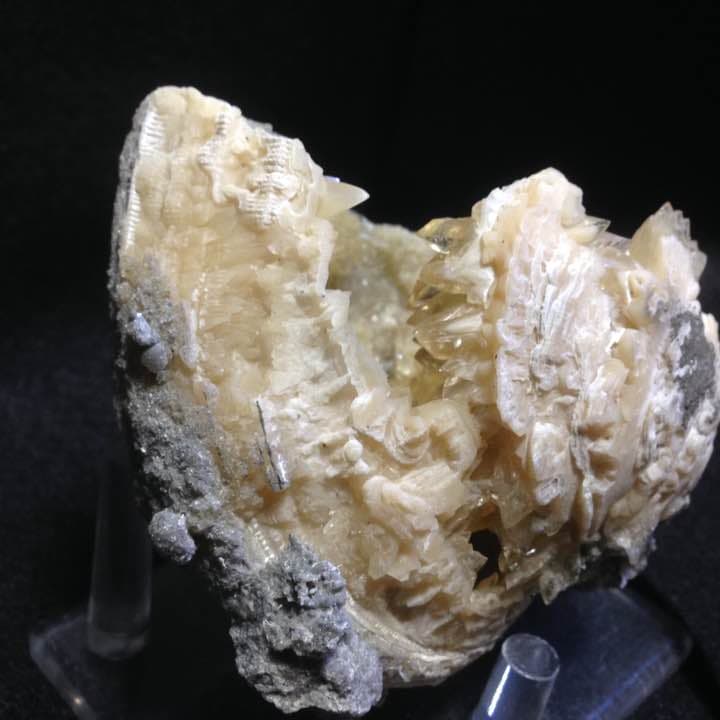 天然石:カルサイト「イエロー」