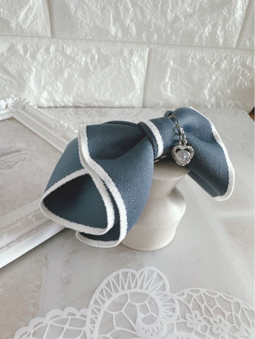 No.22リボンヘアゴム☆ハンドメイド☆ホワイトウールエッジ☆薄いブルー