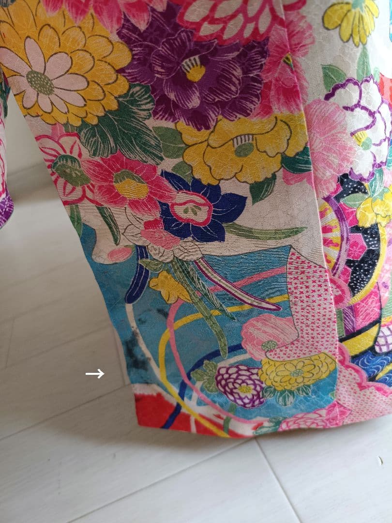 専用です☆アンティークカラフル模様の着物