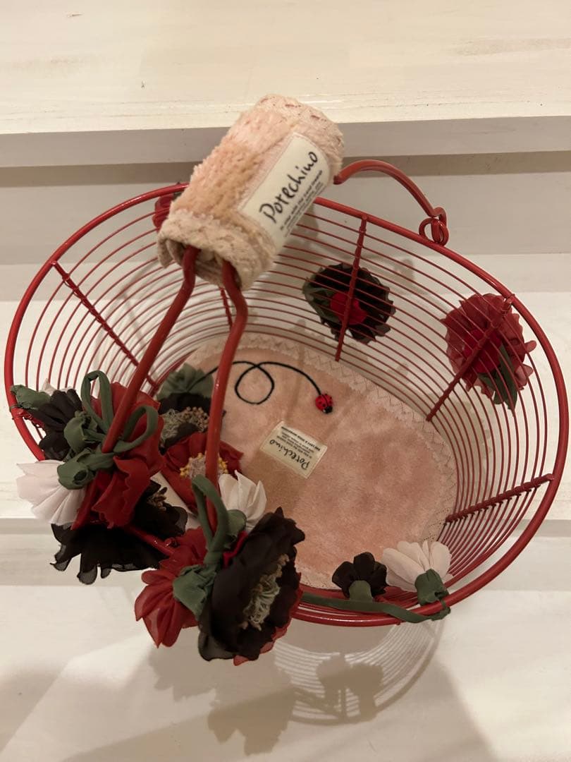 POTECCHINO ポテチーノ赤い花飾り付きかごバッグ