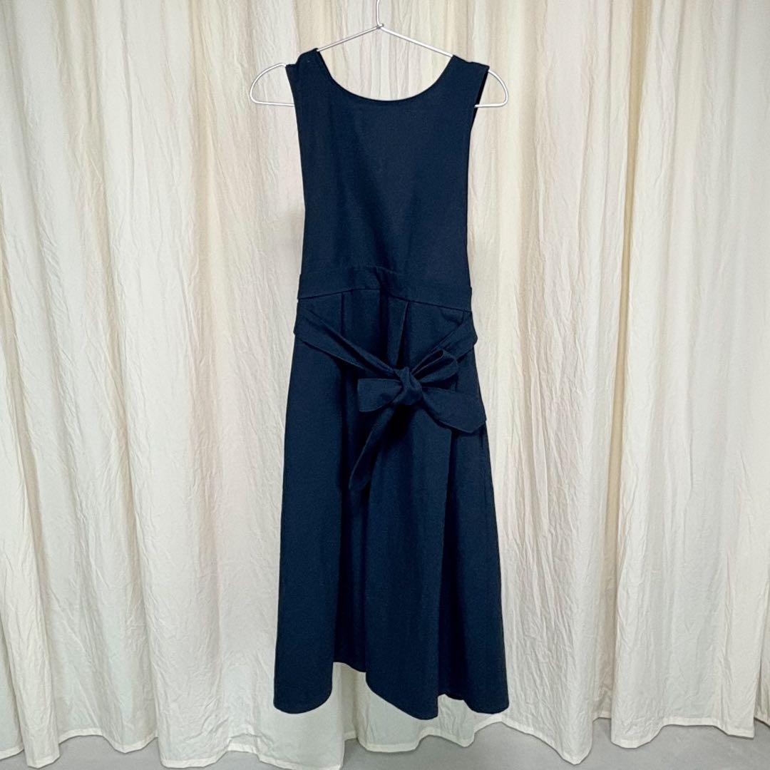 ナチュラルエプロン　ジャンスカ風　バッククロス　ネイビー　綿麻