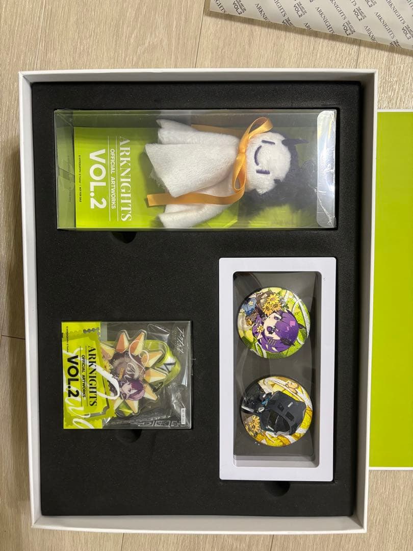 ARKNIGHTS ARTBOOK VOL.2 - メルカリ