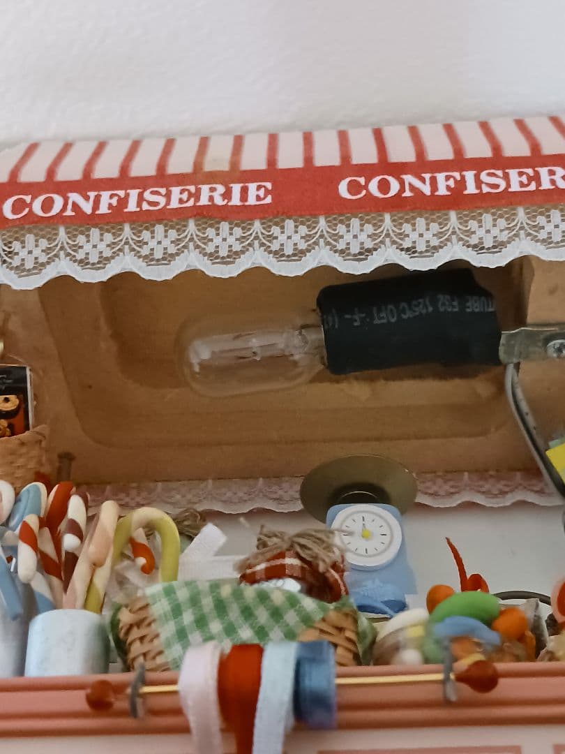 卓上ランプ &スタンド時計付き(作動OK) (お菓子屋さん)