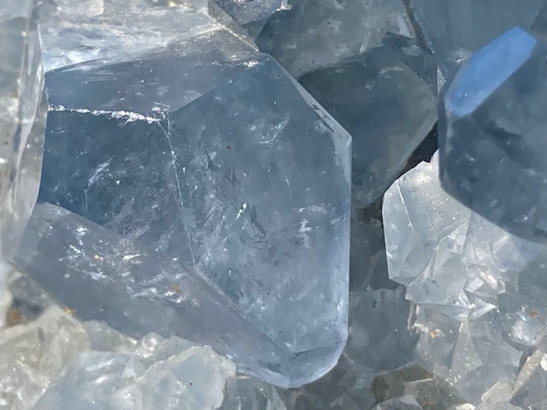 セレスタイト　原石　虹入　天然石　特大♡ キラキラつやつや