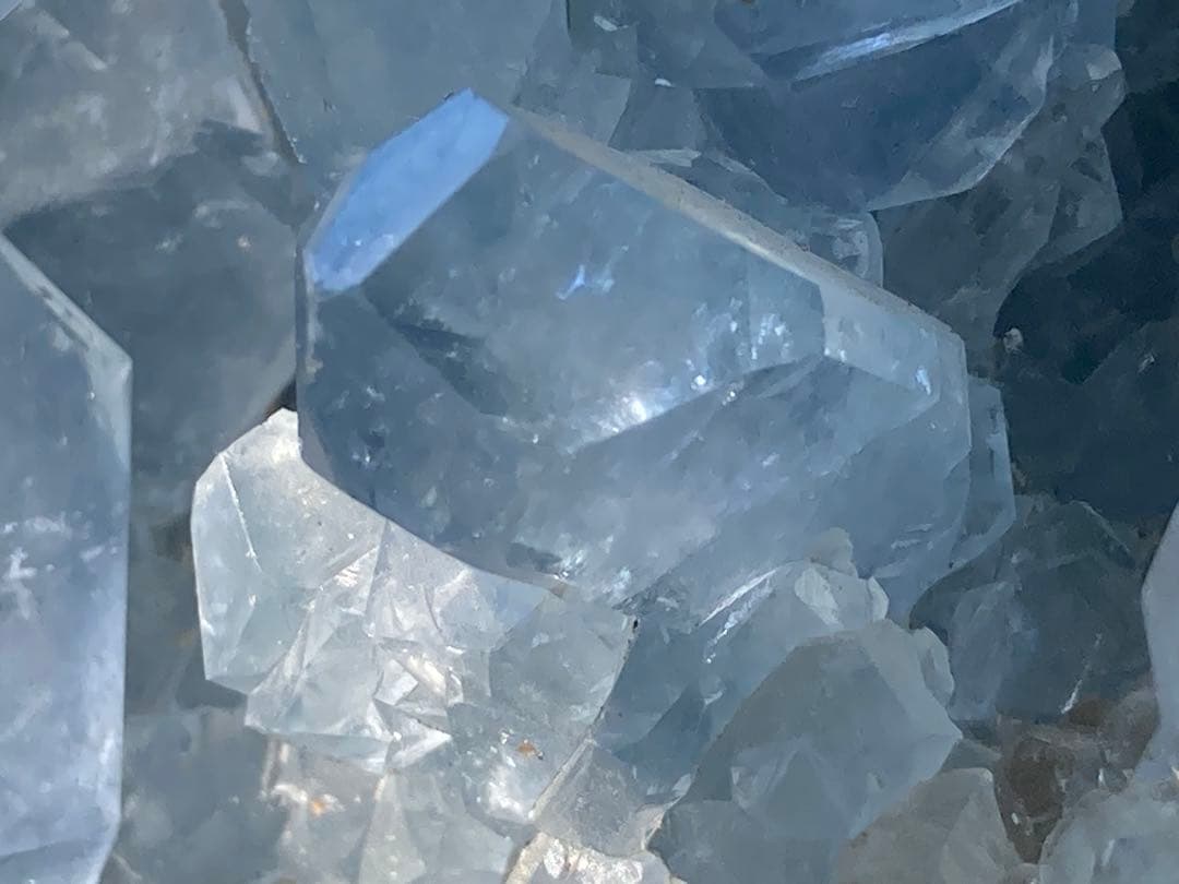 セレスタイト　原石　虹入　天然石　特大♡ キラキラつやつや