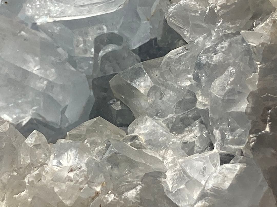 セレスタイト　原石　虹入　天然石　特大♡ キラキラつやつや