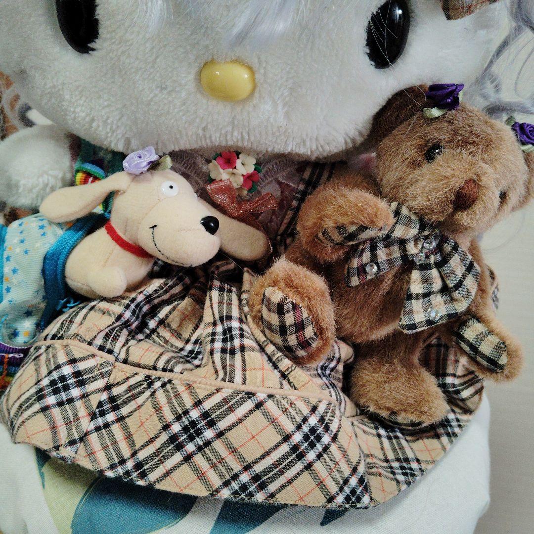 hello Kitty Sanrio 手作りプラッシュドール 王冠付き