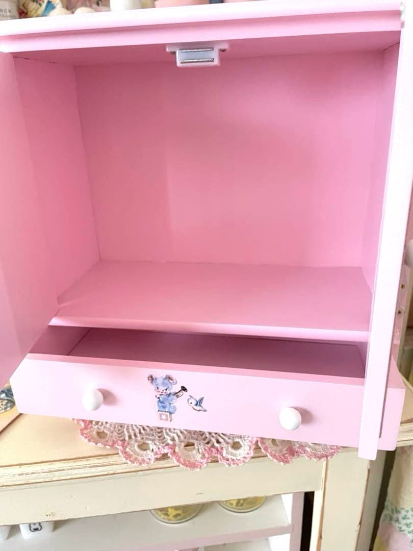 ピンクの小さなチェスト＆デカール·͜· ♡