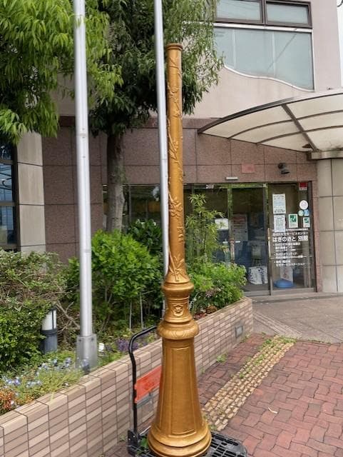 ゴールド装飾水栓柱