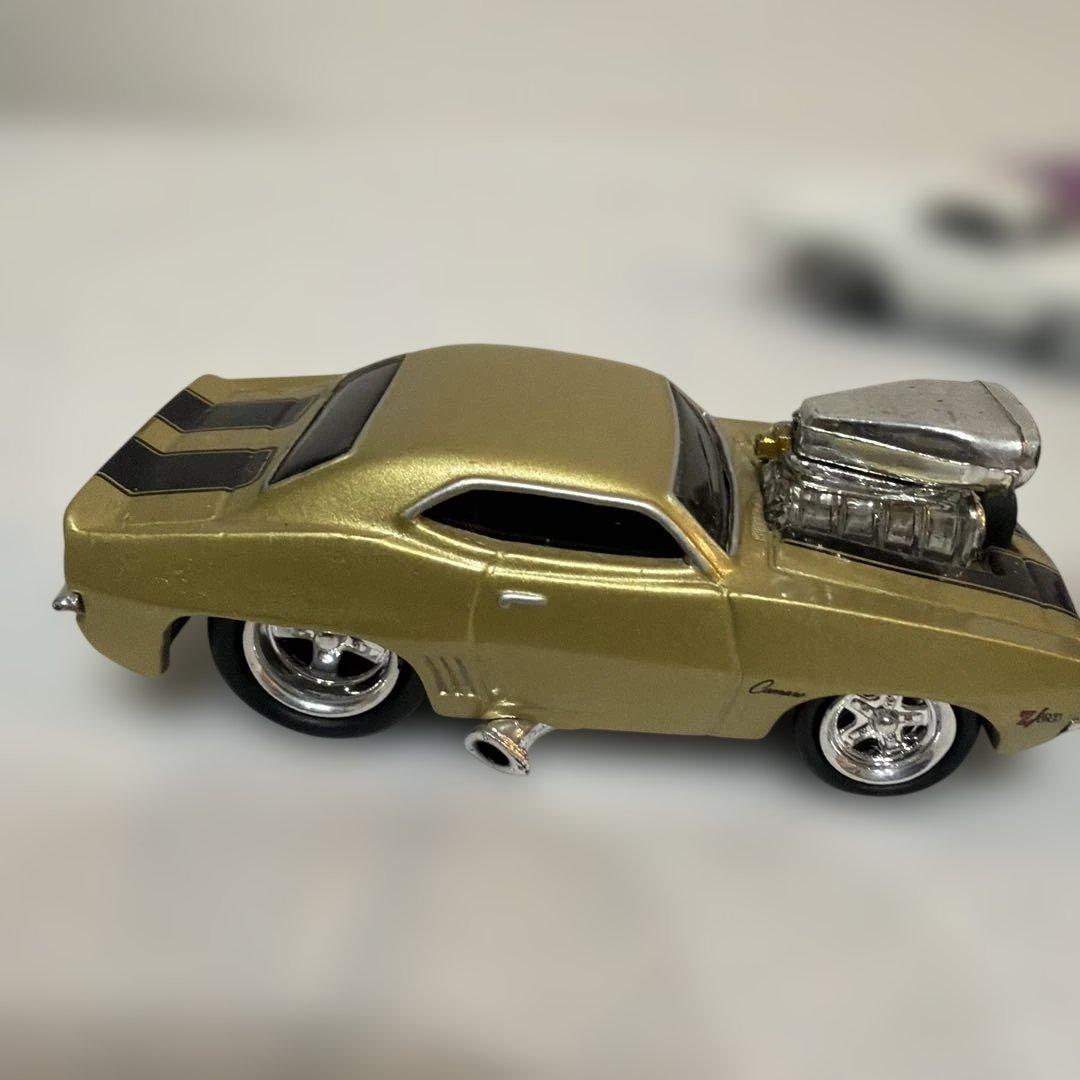 マッスルマシーンズ (Muscle Machines)」 8台