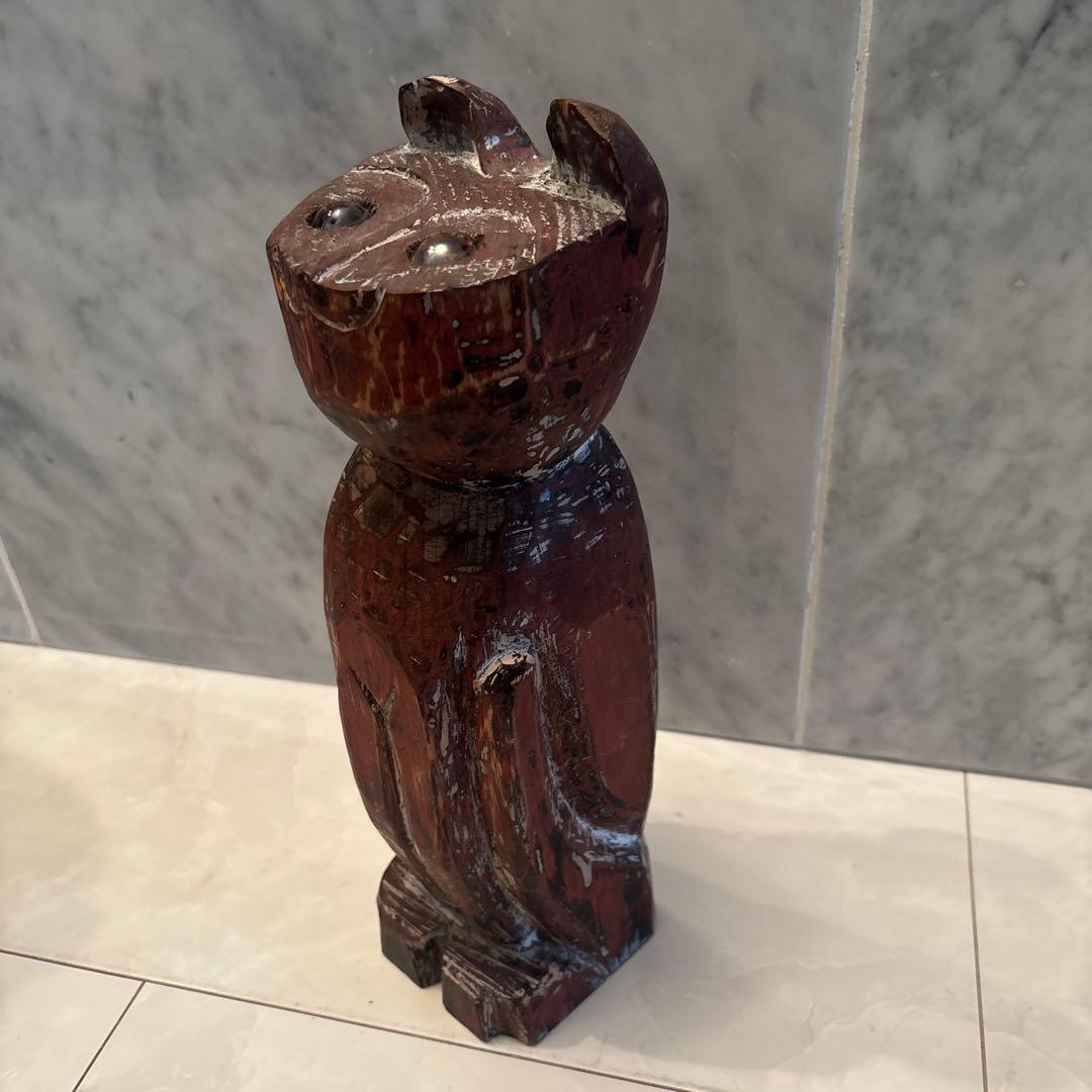 ヴィンテージ　雰囲気抜群の猫の一刀彫彫刻オブジェ