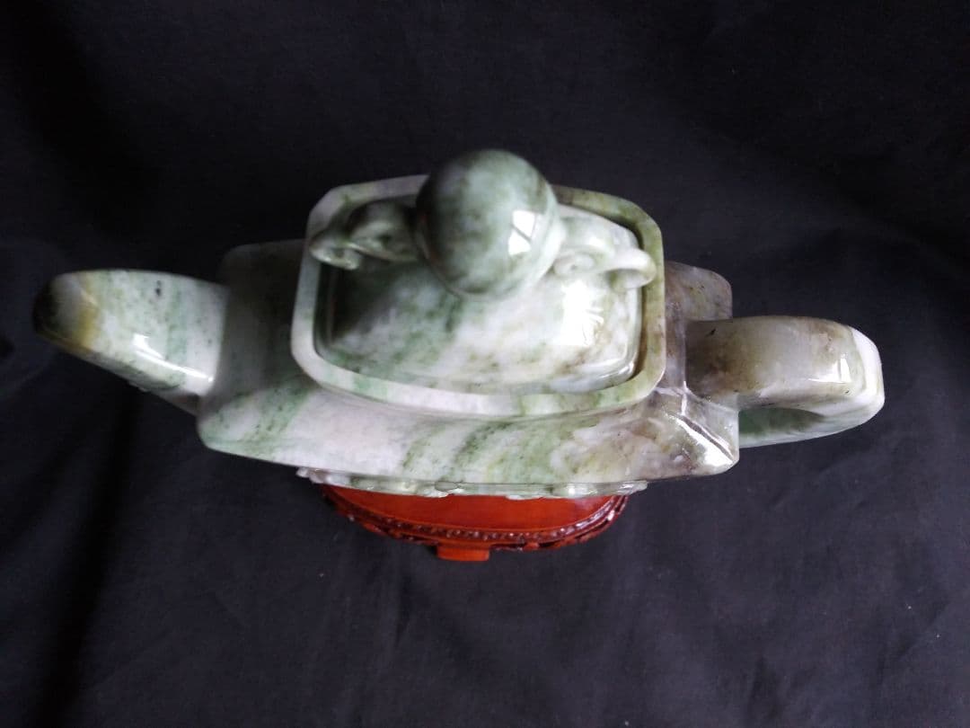 玉製龍壺　南陽翡翠(独山玉)製　中国工芸品　置物　NO.641