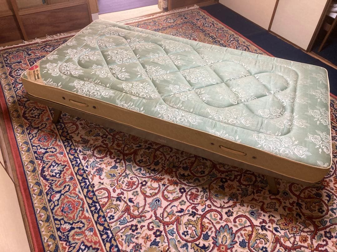 【極厚マットレス】アンティーク NIHON BED ※直接引取割引あり