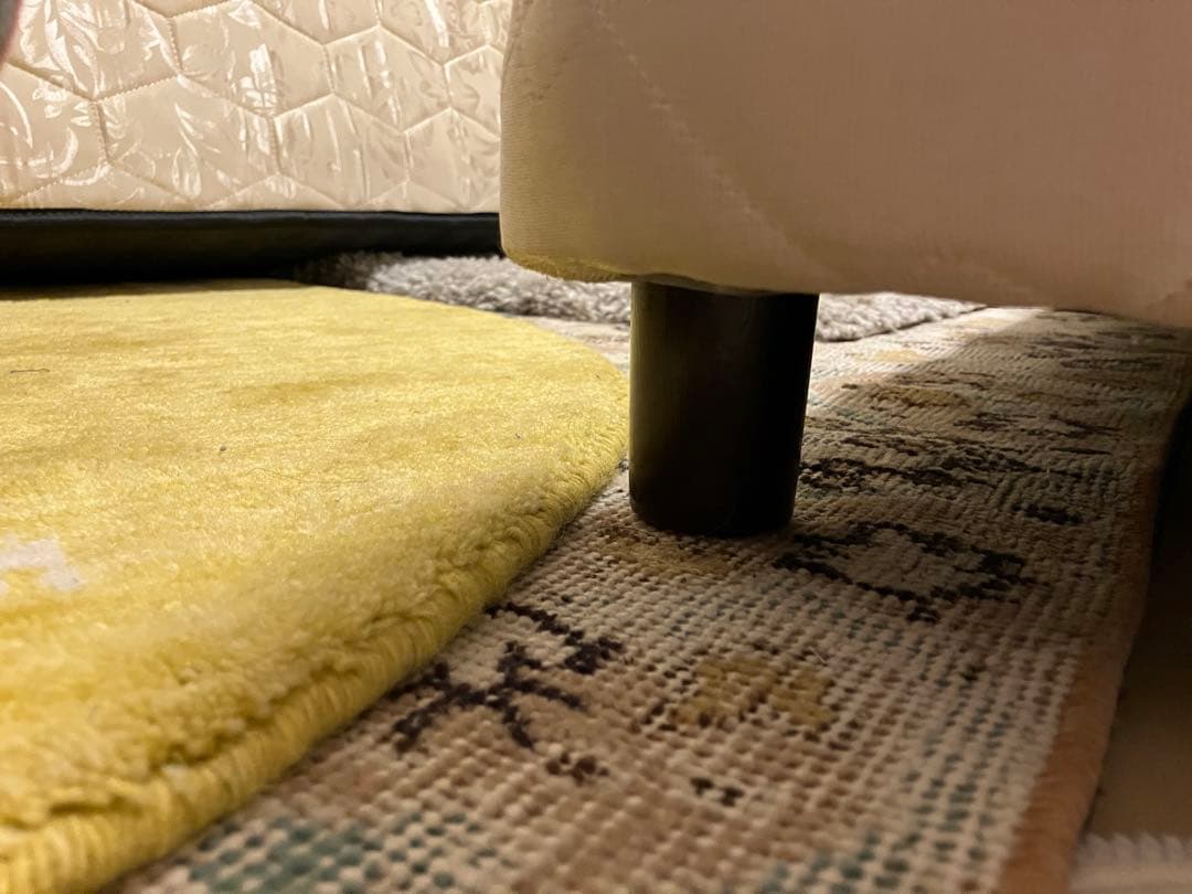 セミダブルベッド　足つきスプリングつき