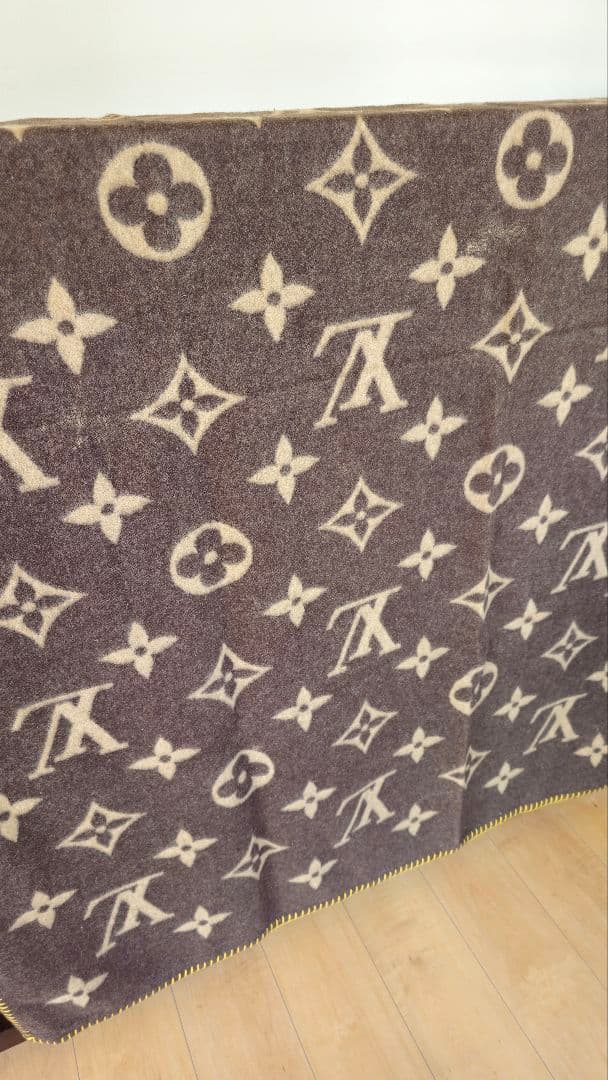 ルイ・ヴィトン リバーシブル毛 大判レア物ブランケット