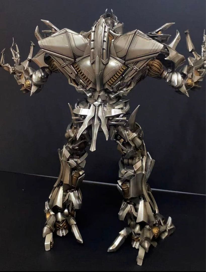 世界トップ】DMK トランスフォーマー メガトロン GARAGE KIT