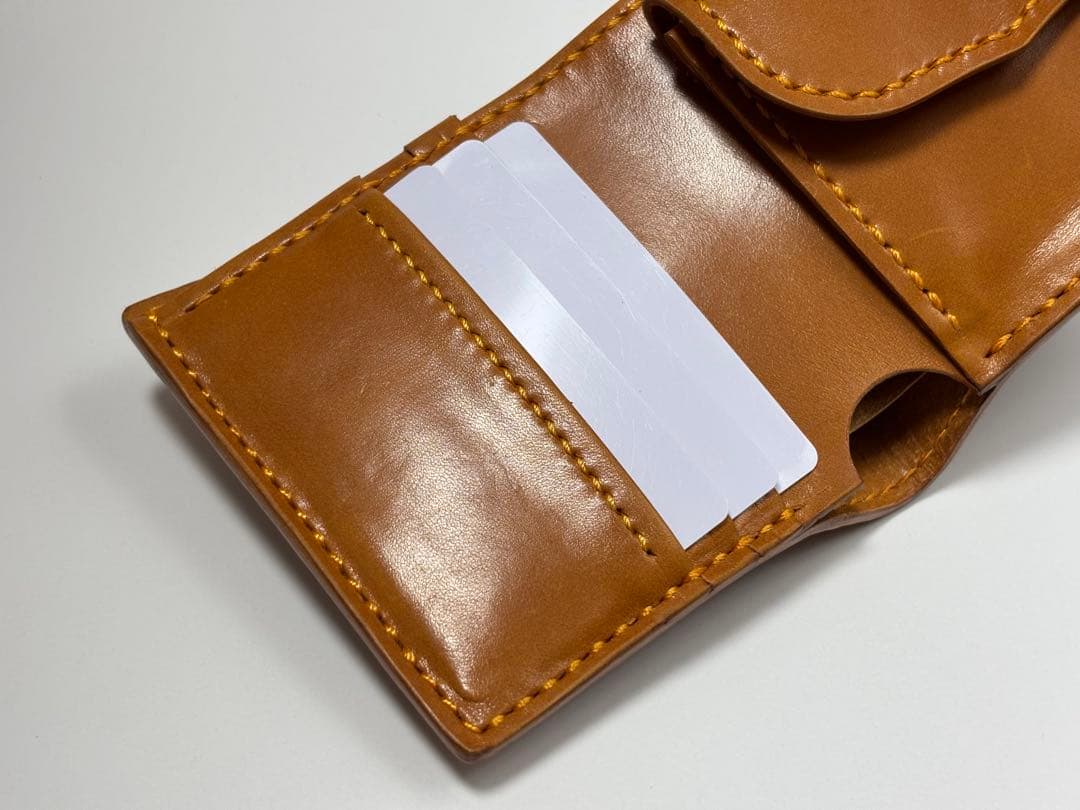 レザークラフト　二つ折り財布　カービング
