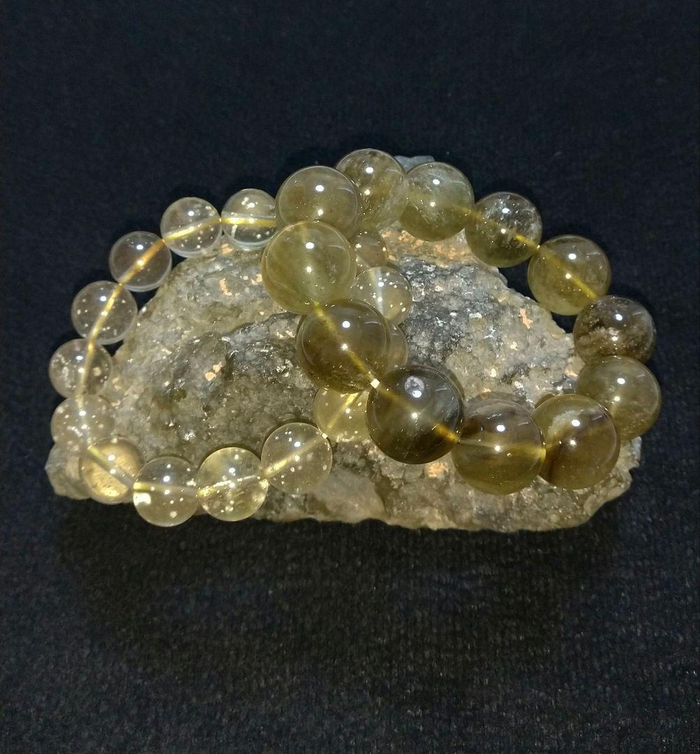 【超超超希少】超特大リビアングラス 原石　クラスター　７２０g