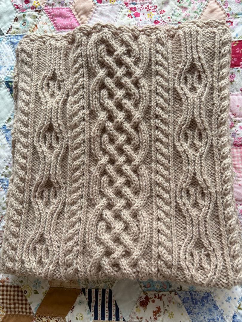 手編みのブランケット(7-41.42.43)