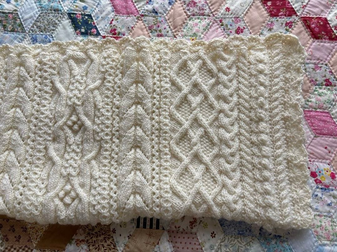 手編みのブランケット(7-41.42.43)
