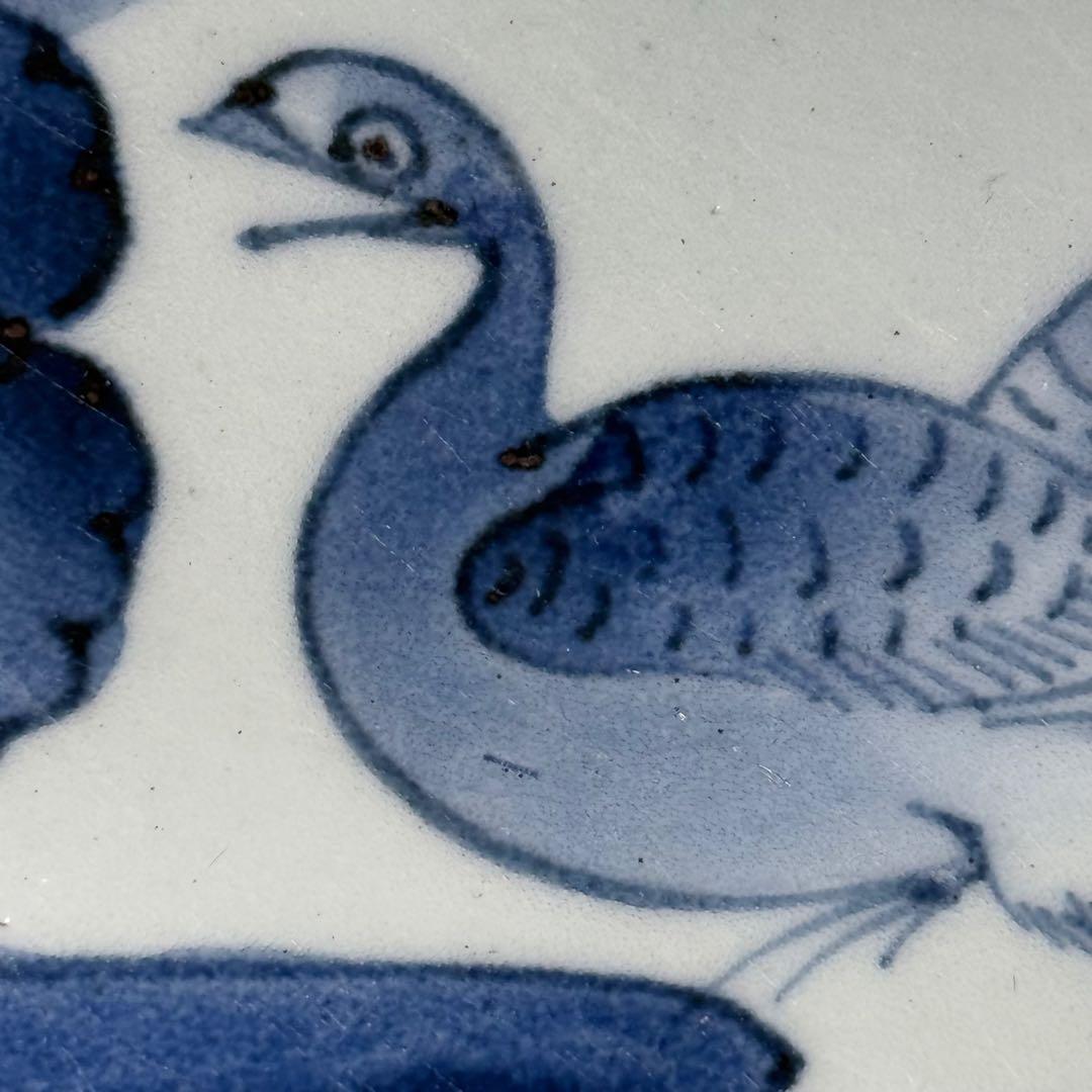 古伊万里　藍九谷様式　染付水鳥花図尺皿　31.5cm　裏唐草文　江戸中期　蒐集家