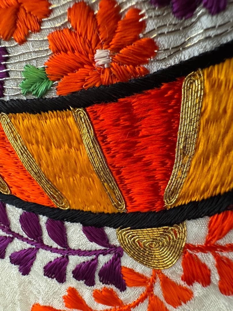 赤色花柄刺繍着物 七五三用　正絹総絞り　7歳