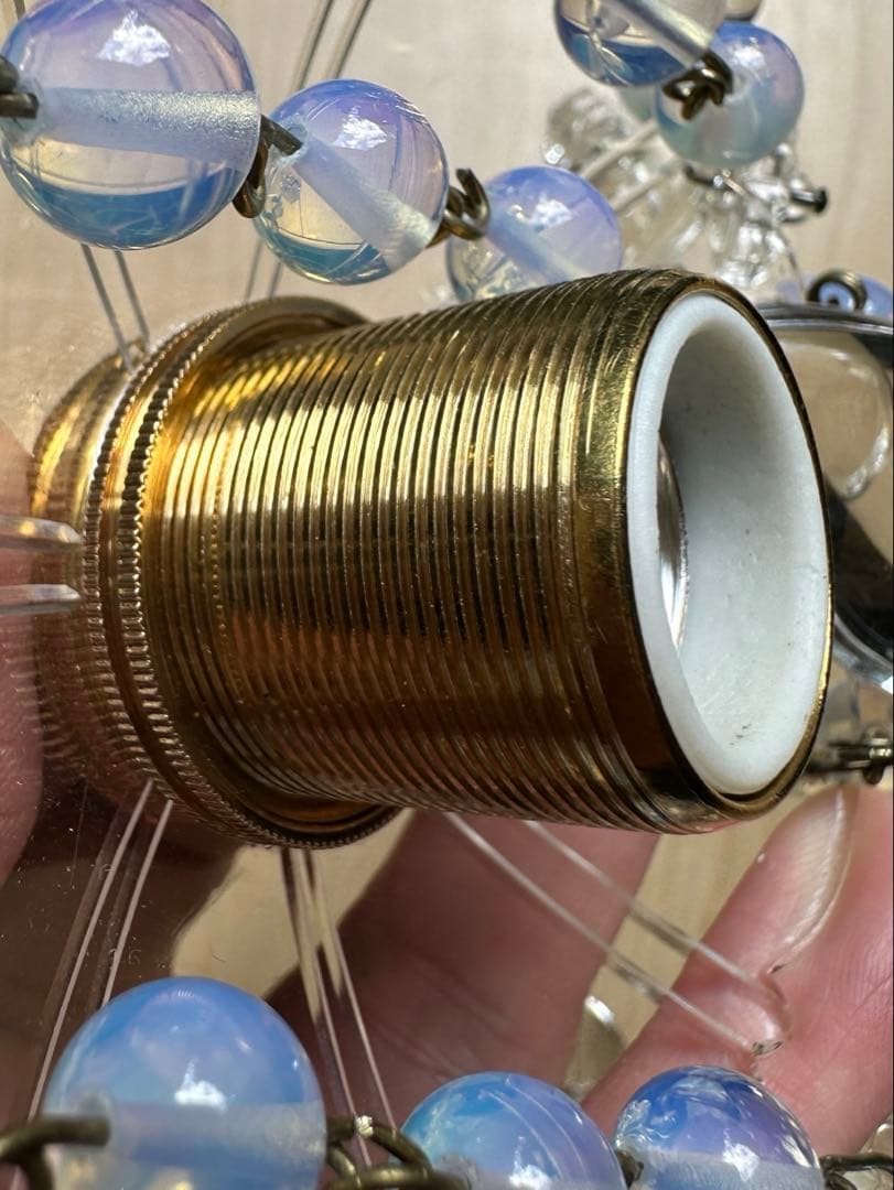 フランス アンティーク 雨に濡れた可愛いお花のミニシャンデリア＊ オパールセント