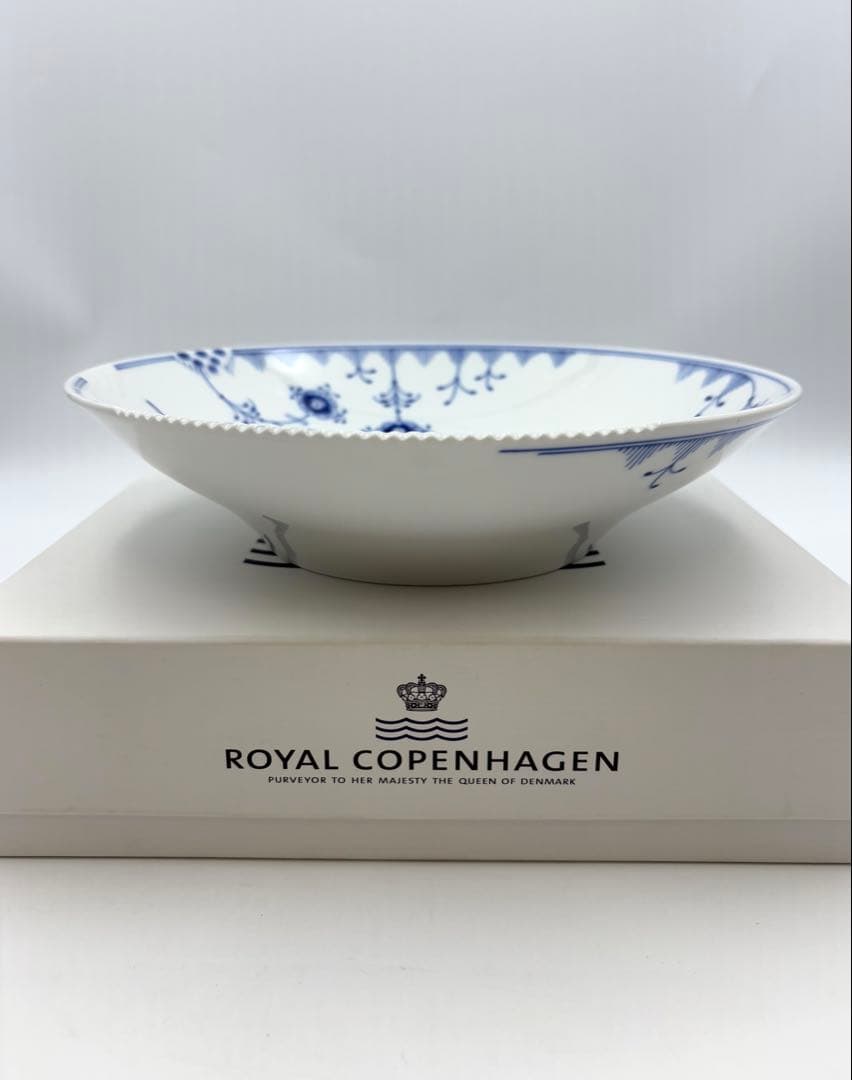 未使用保管品　ロイヤルコペンハーゲン　ブルーエレメンツ　24.5cmプレート箱付