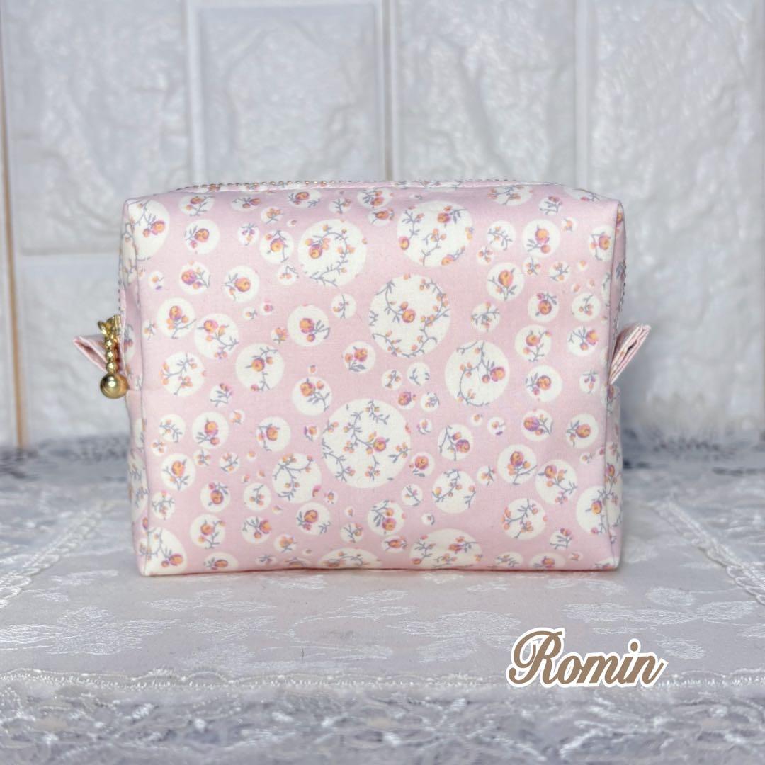 スクエアポーチ　リバティジョアンナ　いちごラテ　ハンドメイド