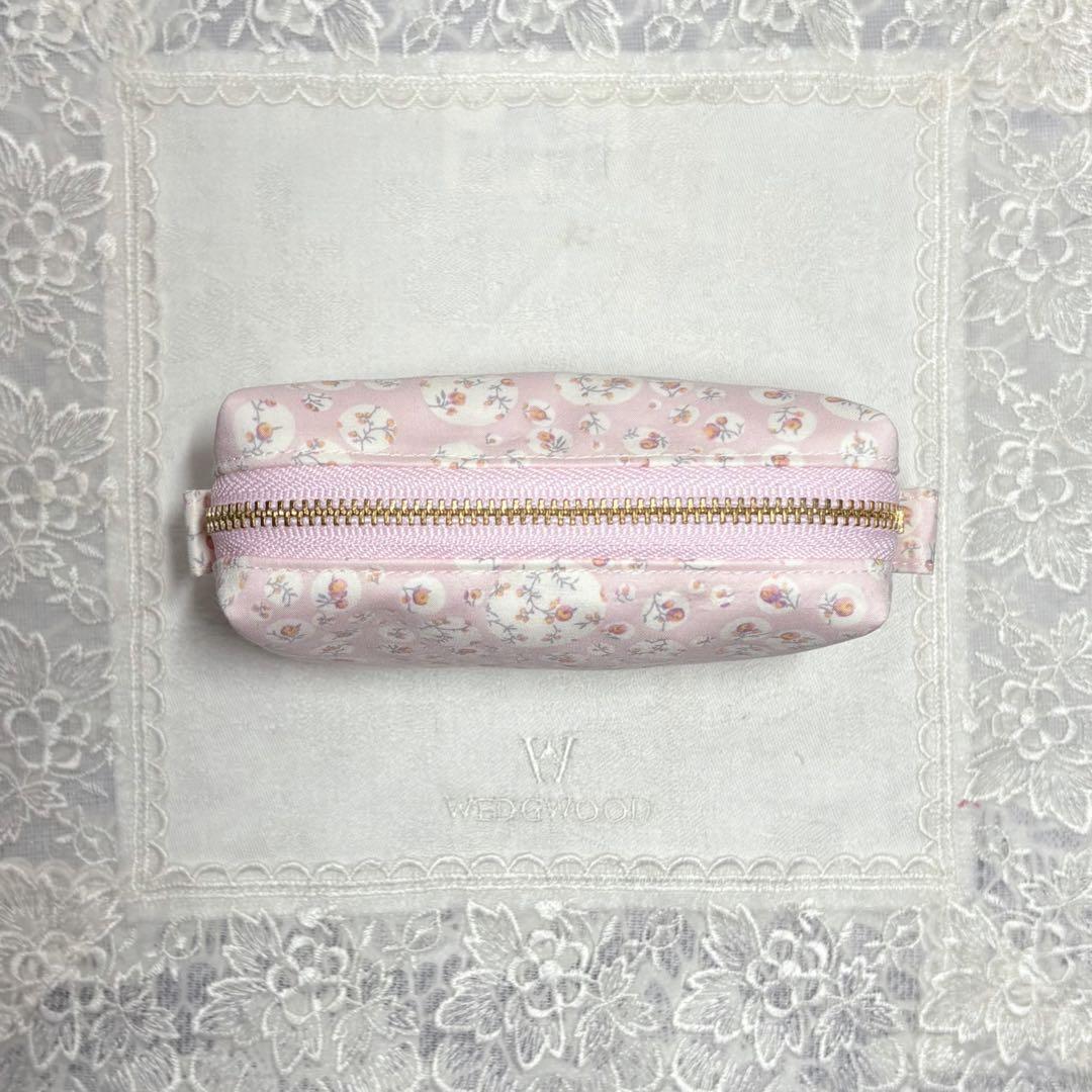 スクエアポーチ　リバティジョアンナ　いちごラテ　ハンドメイド