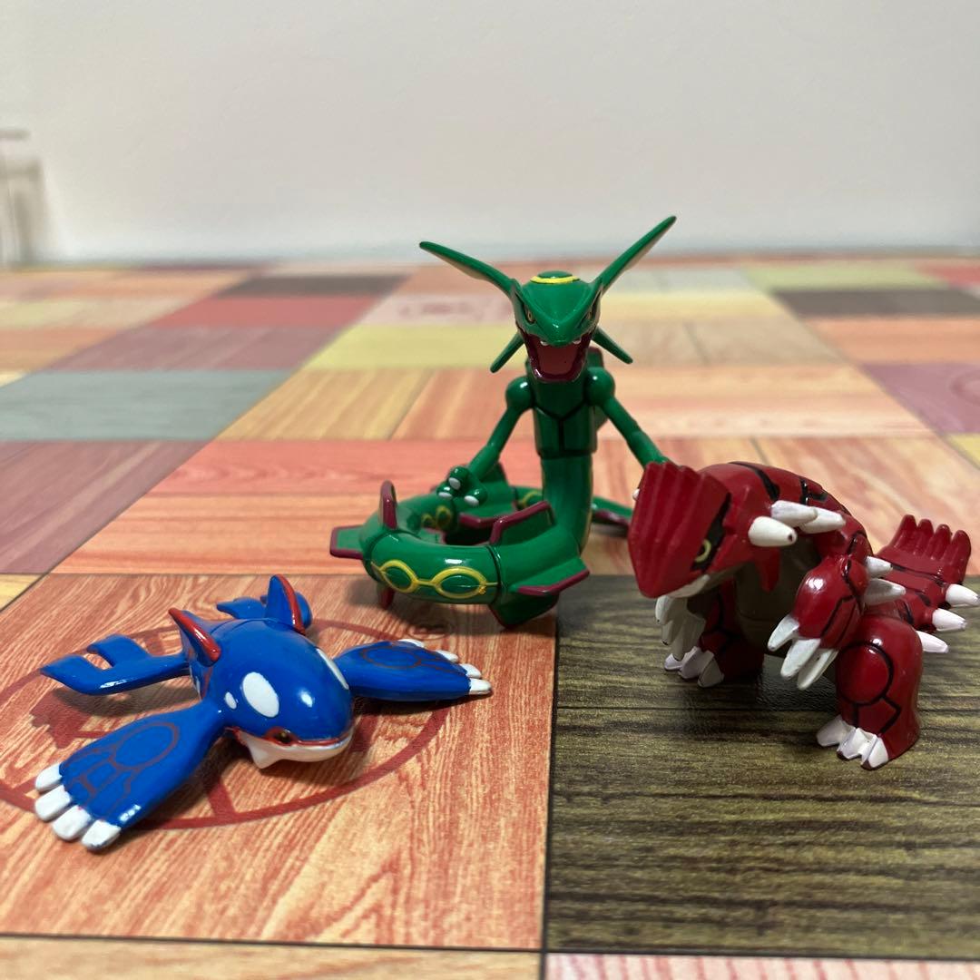 ポケモン モンコレ レックウザ グラードン カイオーガ ミニフィギュア3