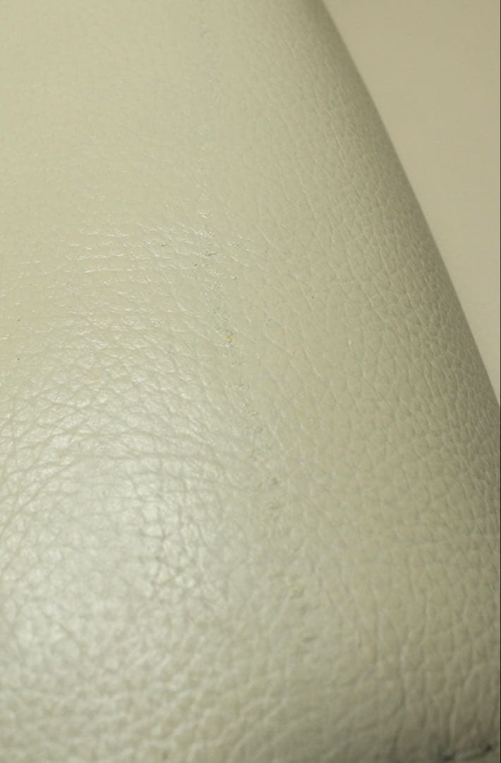 首都圏送無料〜ドイツ ヒモラ30万　総本革　ベルク2.5人掛け　ソファ　クリーム