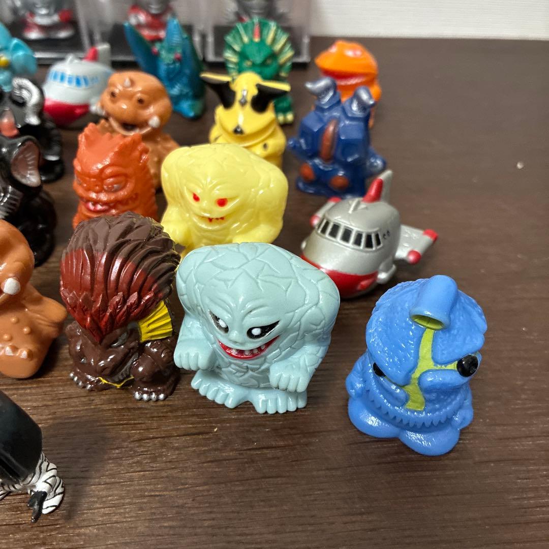 ウルトラマン指人形まとめ売り 55体以上 - メルカリ