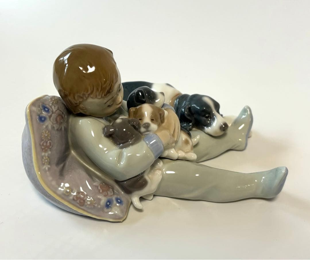 美品/絶版品 リヤドロ LLADRO 1535 「みんな、おねんね」BOX付