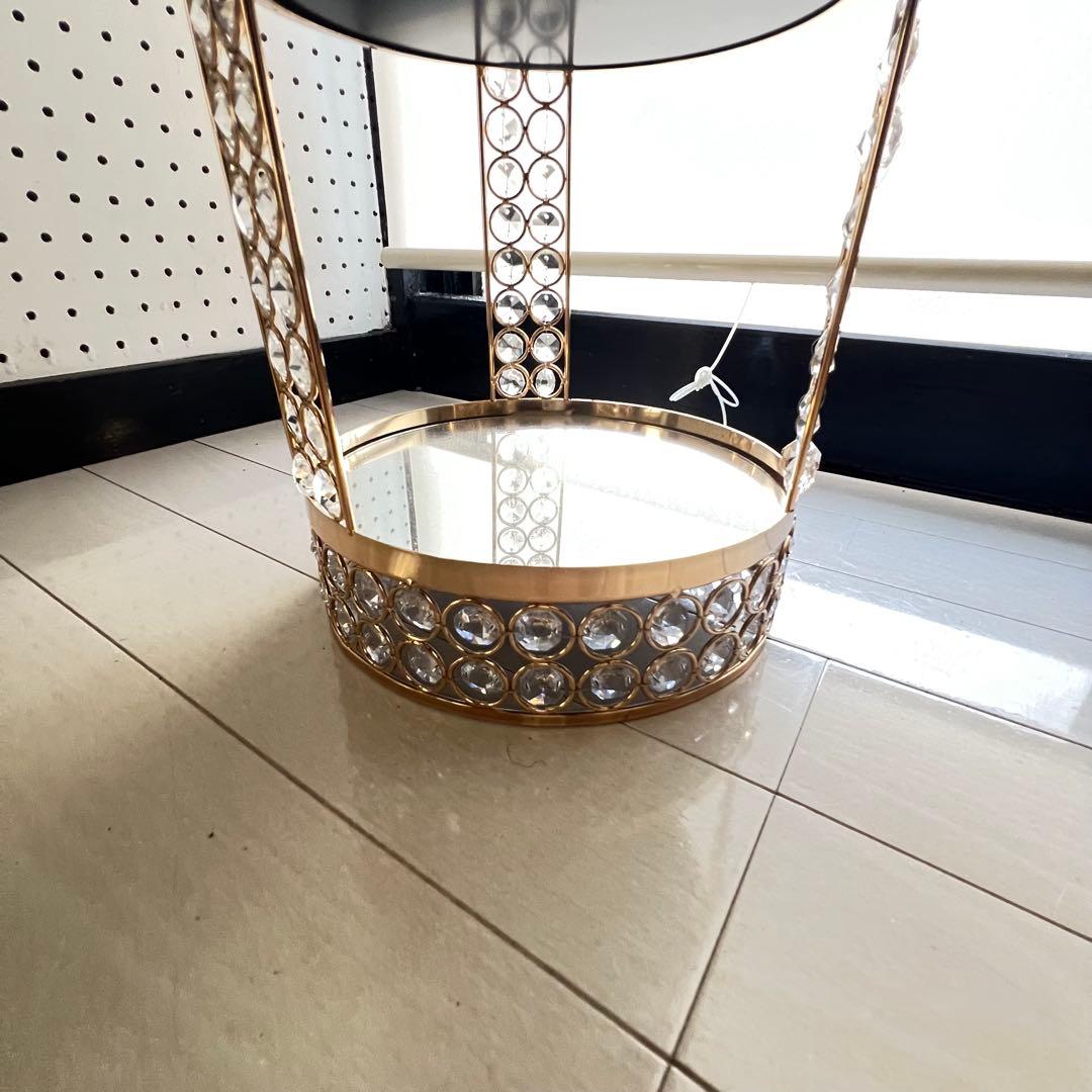 エレガントな3段ディスプレイ