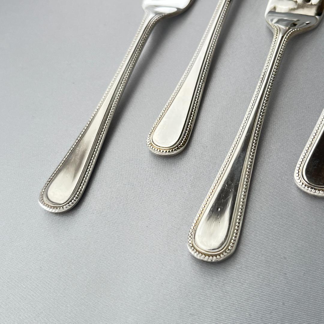 【英国】 パール ケーキフォーク 5本 エレガントな真珠モチーフ